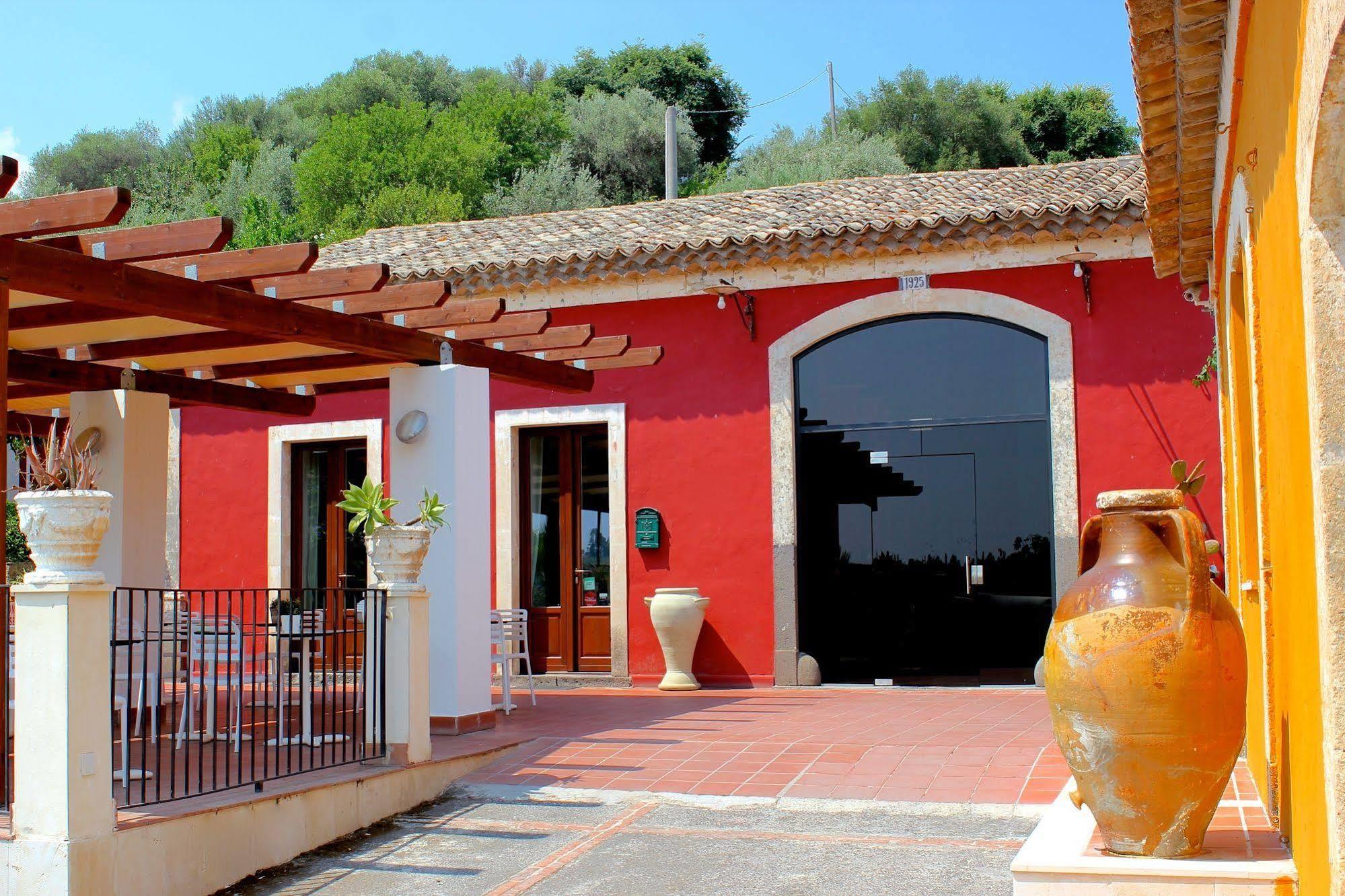 Agriturismo Roccadia Carlentini Exterior foto